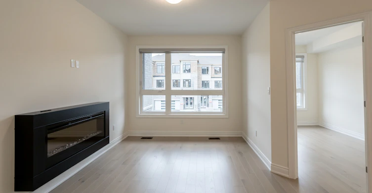 510 New England Court, Newmarket, ON, L3X 0M6 - 4