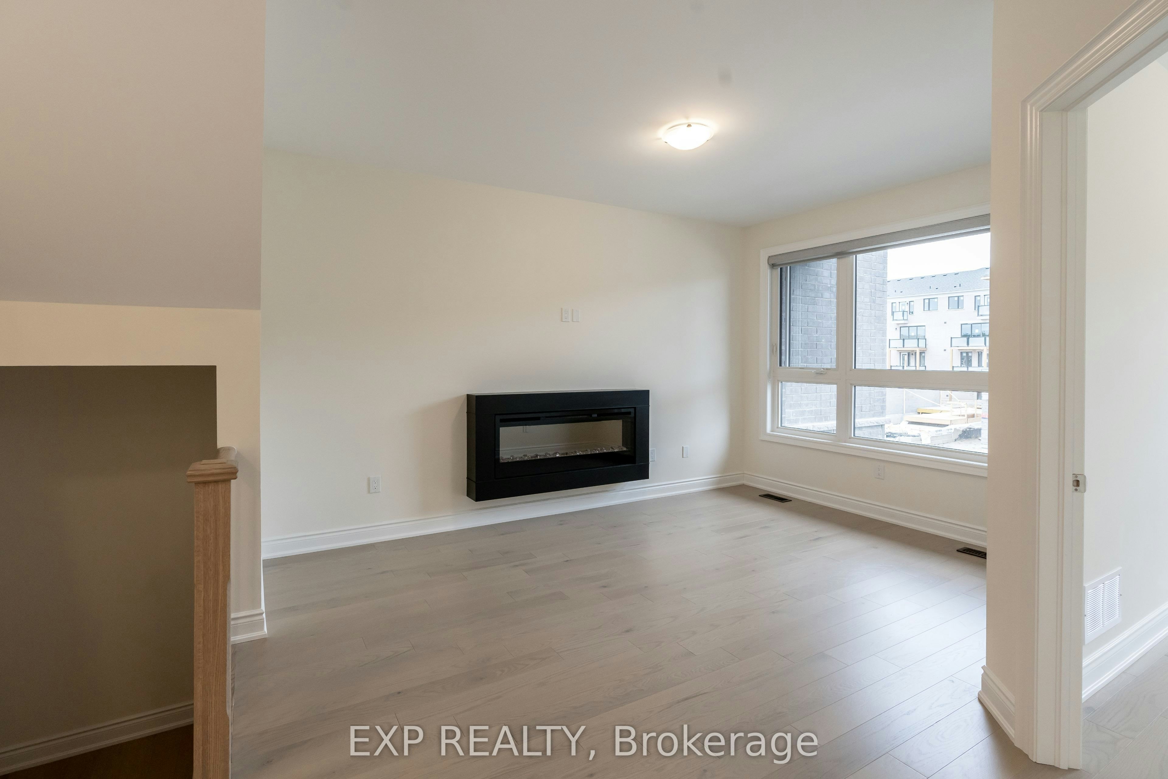 510 New England Court, Newmarket, ON, L3X 0M6 - 3