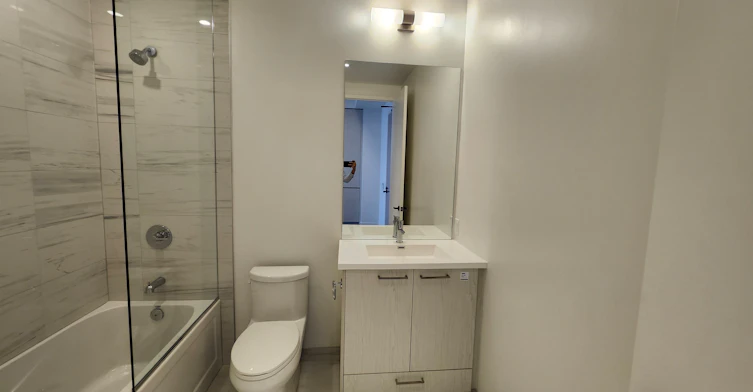 3111-28 Interchange Way, Vaughan, ON, L4K 0P8 - 7