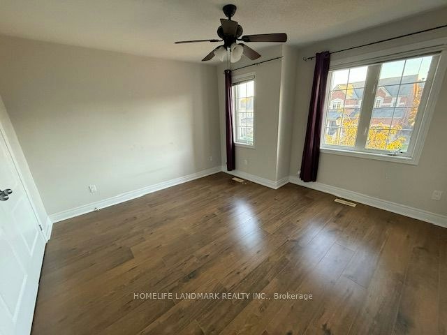 1063 Warby Trail, Newmarket, ON, L3X 3H6 - 9