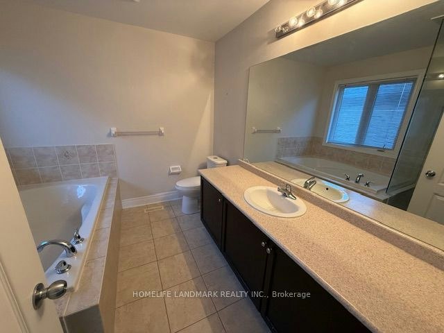 1063 Warby Trail, Newmarket, ON, L3X 3H6 - 6
