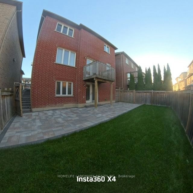1063 Warby Trail, Newmarket, ON, L3X 3H6 - 11