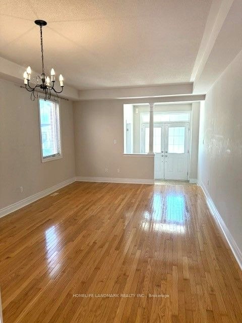 1063 Warby Trail, Newmarket, ON, L3X 3H6 - 2