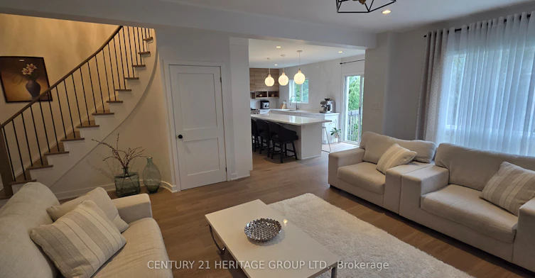 337 Carruthers Avenue, Newmarket, ON, L3X 2B7 - 6