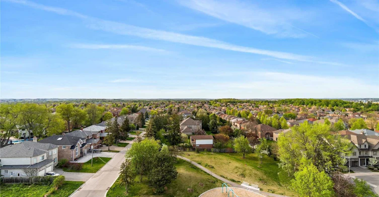 PH19-370 Highway 7 N/A E, Richmond Hill, ON, L4B 0C4 - 32