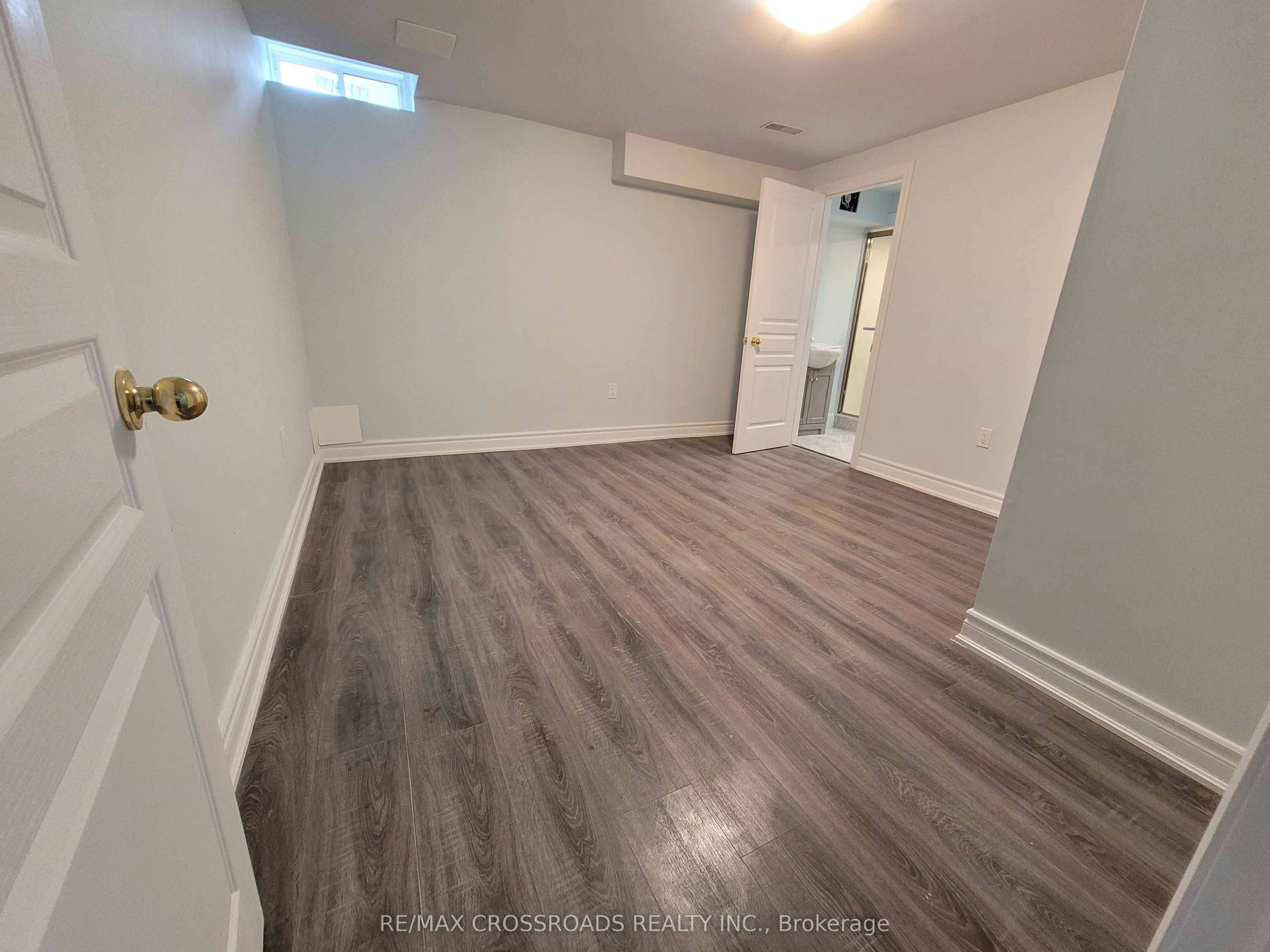 Lower-157 Antorisa Avenue, Vaughan, ON, L4H 3S2 - 9