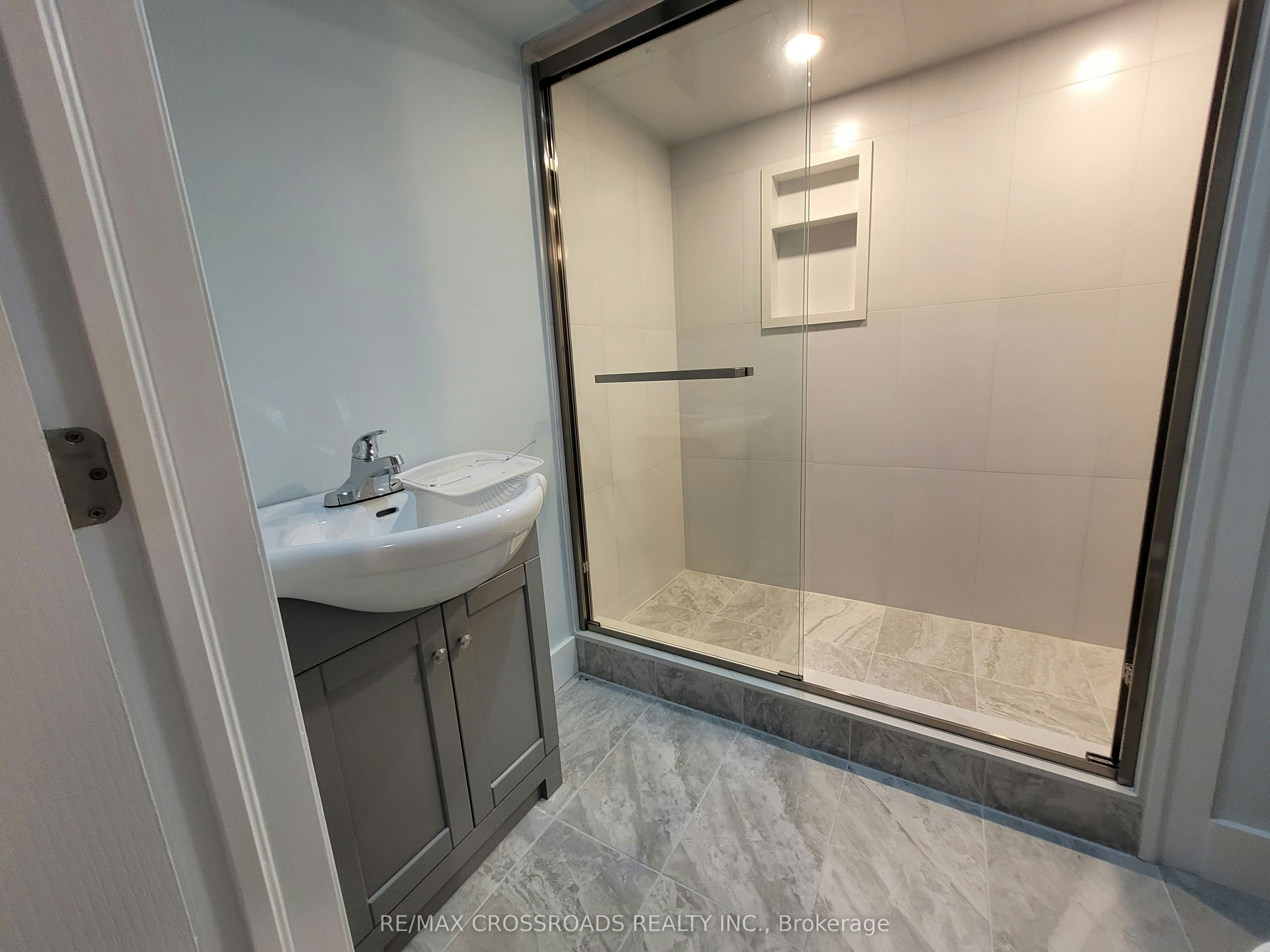Lower-157 Antorisa Avenue, Vaughan, ON, L4H 3S2 - 8