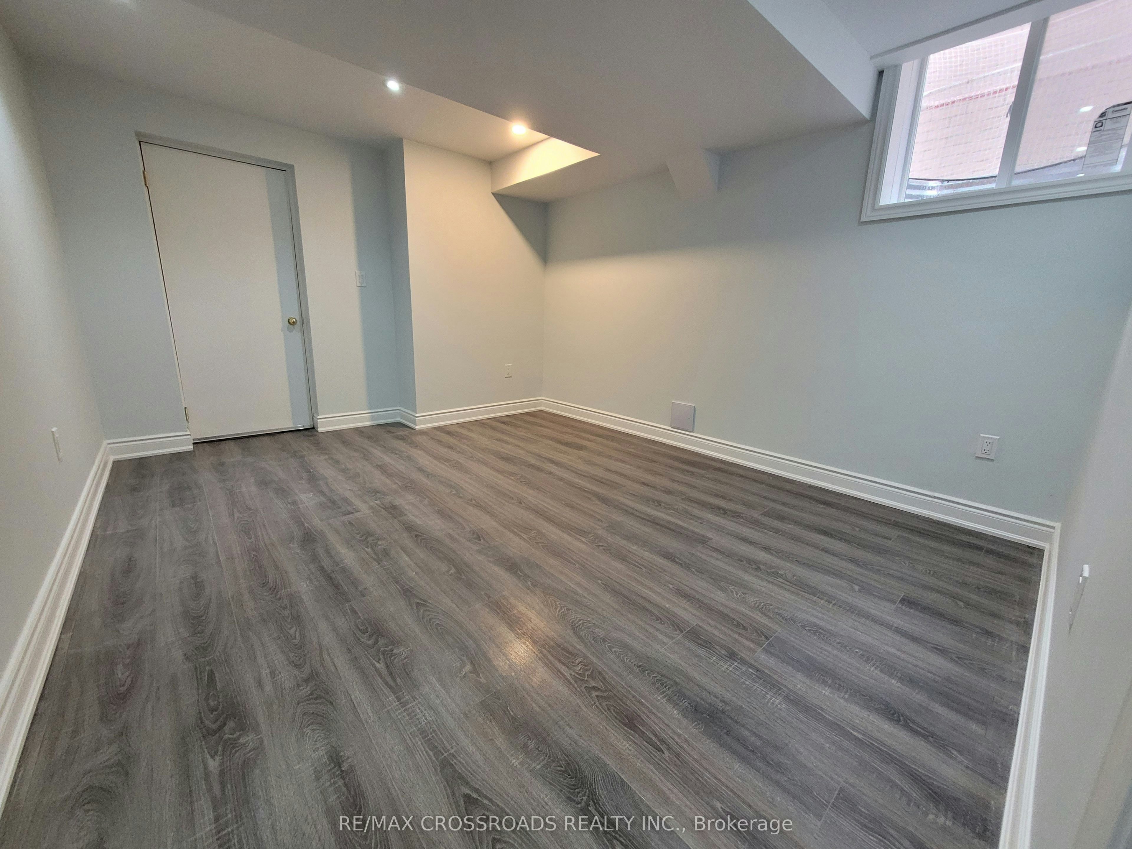 Lower-157 Antorisa Avenue, Vaughan, ON, L4H 3S2 - 11