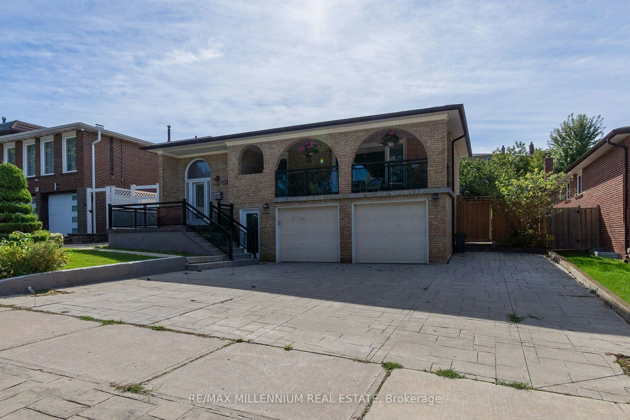 Lower-99 Willis Road, Vaughan, ON, L4L 2S4