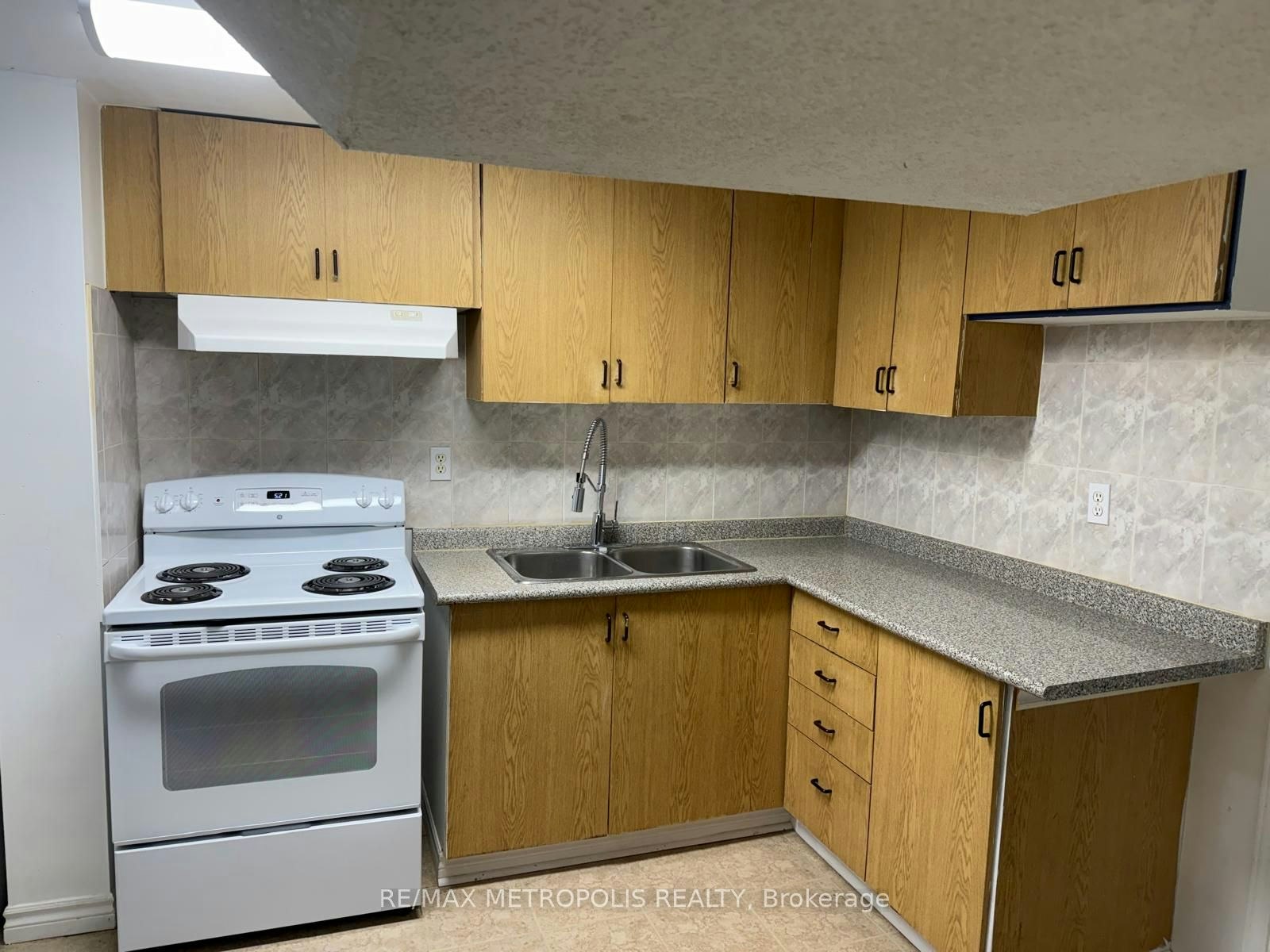 Basement-116 Douglas Haig Drive, Markham, ON, L3S 1Z4 - 2