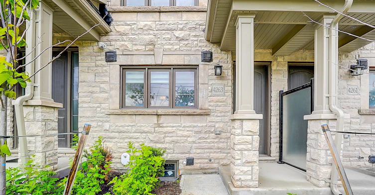 4263 Major Mackenzie Drive E, Markham, ON, L6C 3L5 - 4