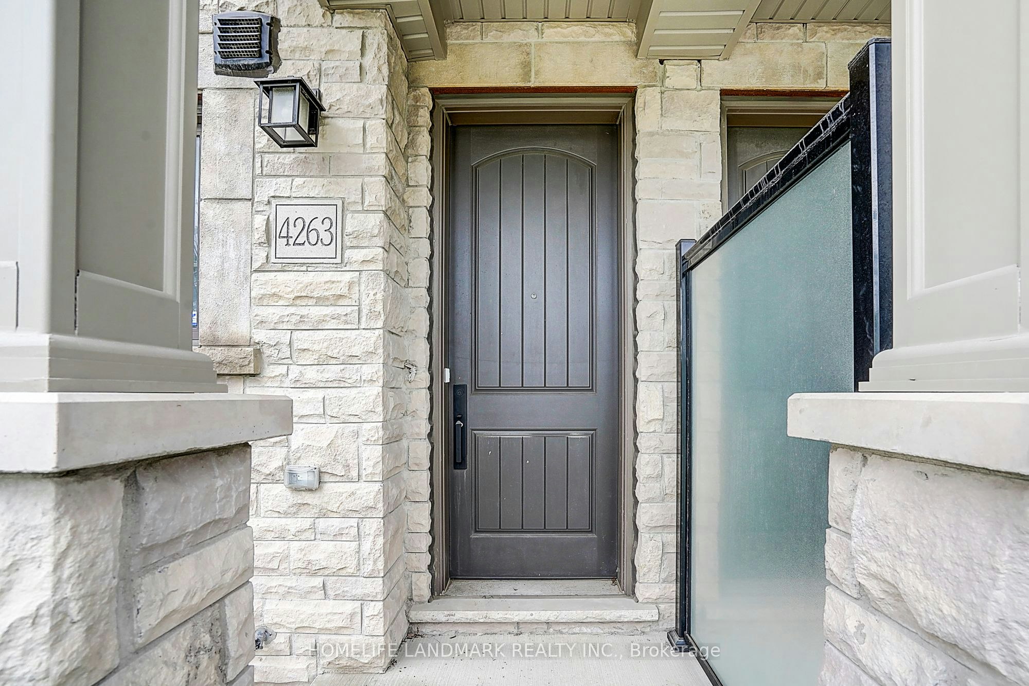 4263 Major Mackenzie Drive E, Markham, ON, L6C 3L5 - 5