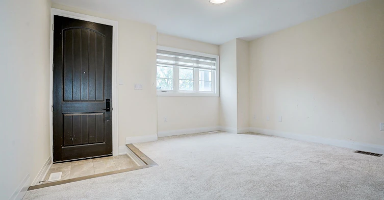 4263 Major Mackenzie Drive E, Markham, ON, L6C 3L5 - 7