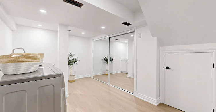 9370 Kennedy Road, Markham, ON, L6C 0Y6 - 44