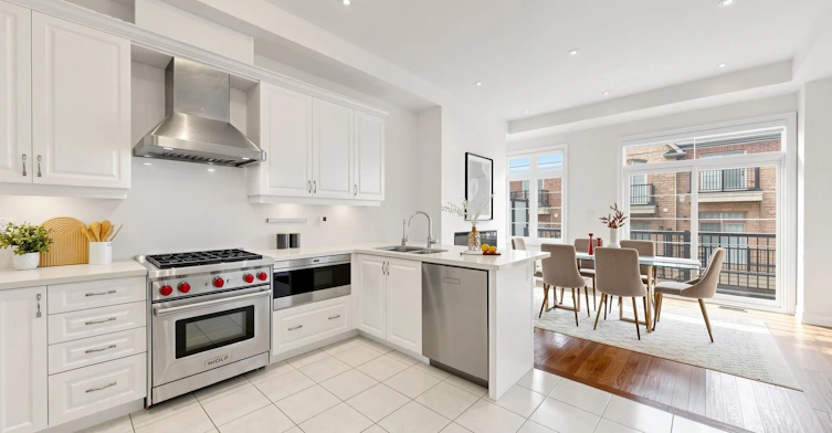 9370 Kennedy Road, Markham, ON, L6C 0Y6 - 10