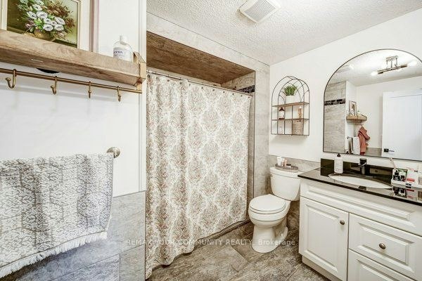 124 Tyson Drive, East Gwillimbury, ON, L0G 1H0 - 16