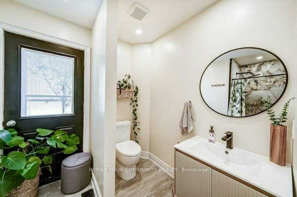 124 Tyson Drive, East Gwillimbury, ON, L0G 1H0 - 13