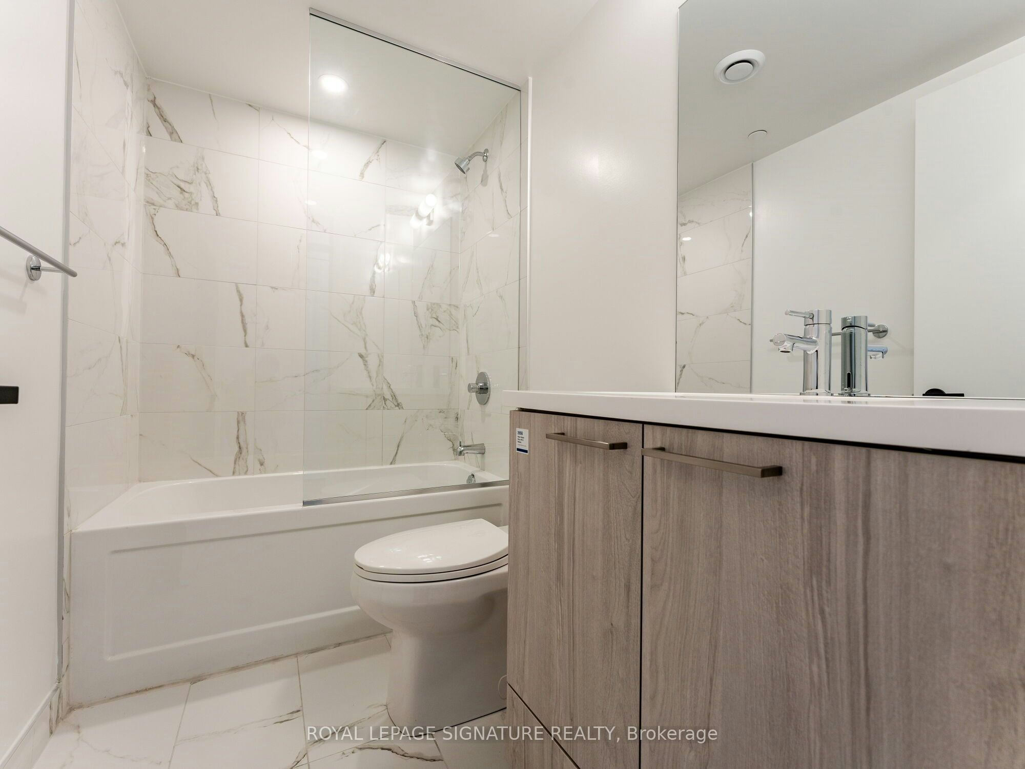 1607-195 Commerce Street W, Vaughan, ON, L4K 0P9 - 21