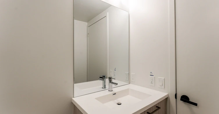 1607-195 Commerce Street W, Vaughan, ON, L4K 0P9 - 22