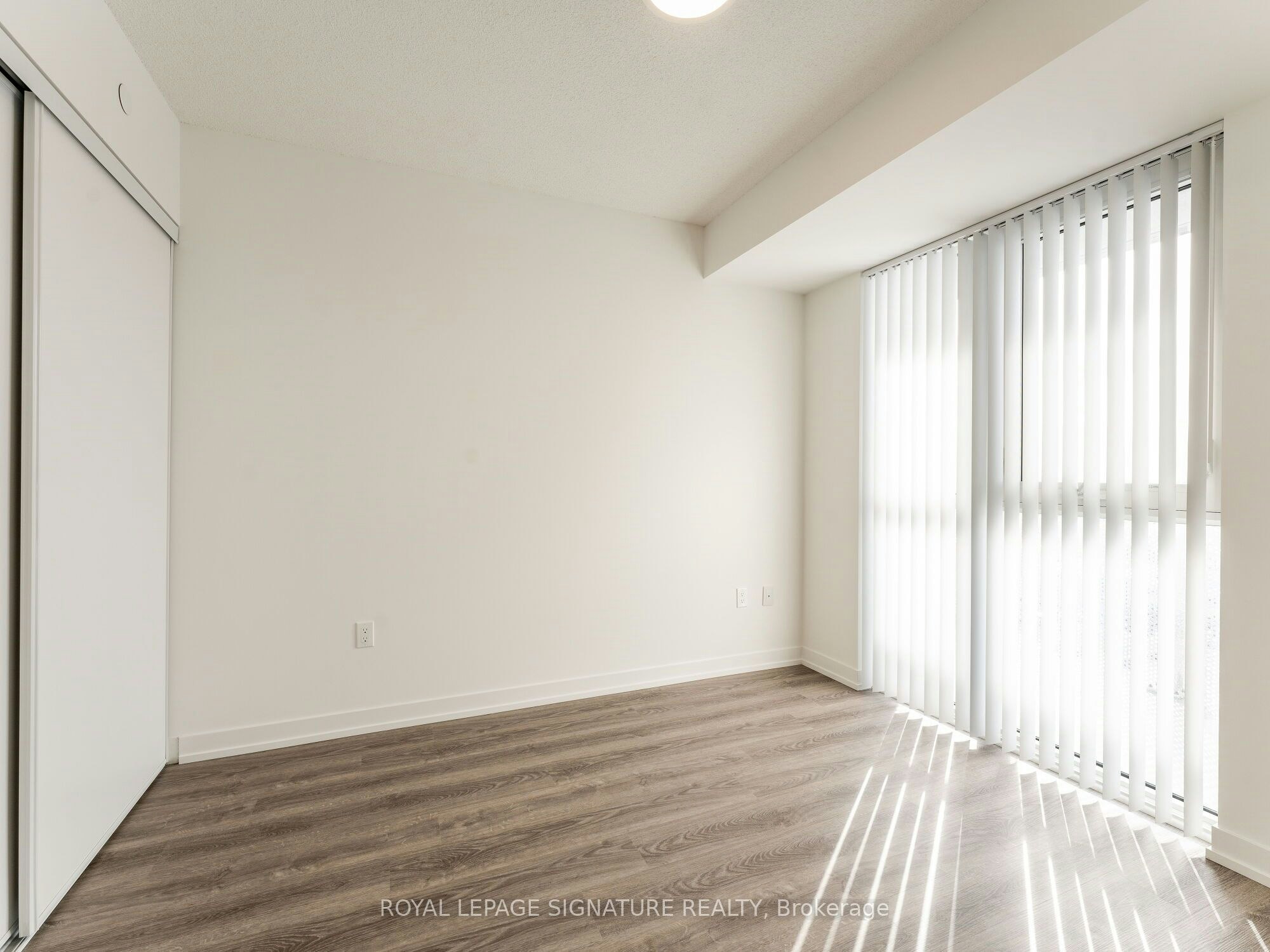 1607-195 Commerce Street W, Vaughan, ON, L4K 0P9 - 15