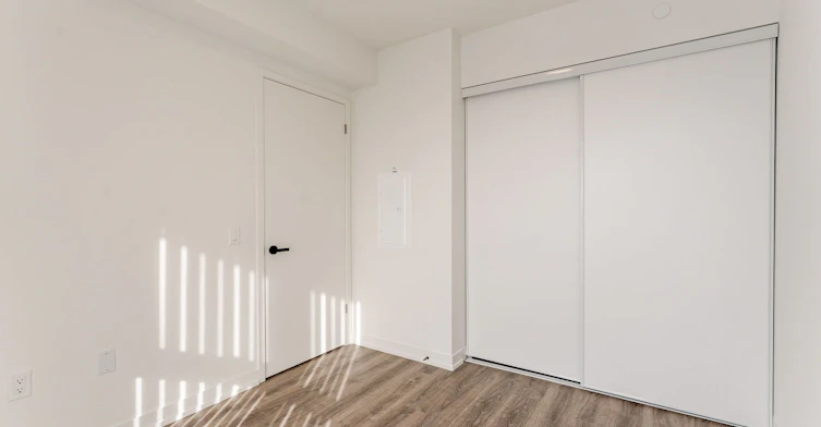 1607-195 Commerce Street W, Vaughan, ON, L4K 0P9 - 17