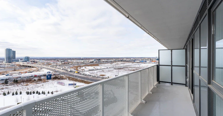 1607-195 Commerce Street W, Vaughan, ON, L4K 0P9 - 27