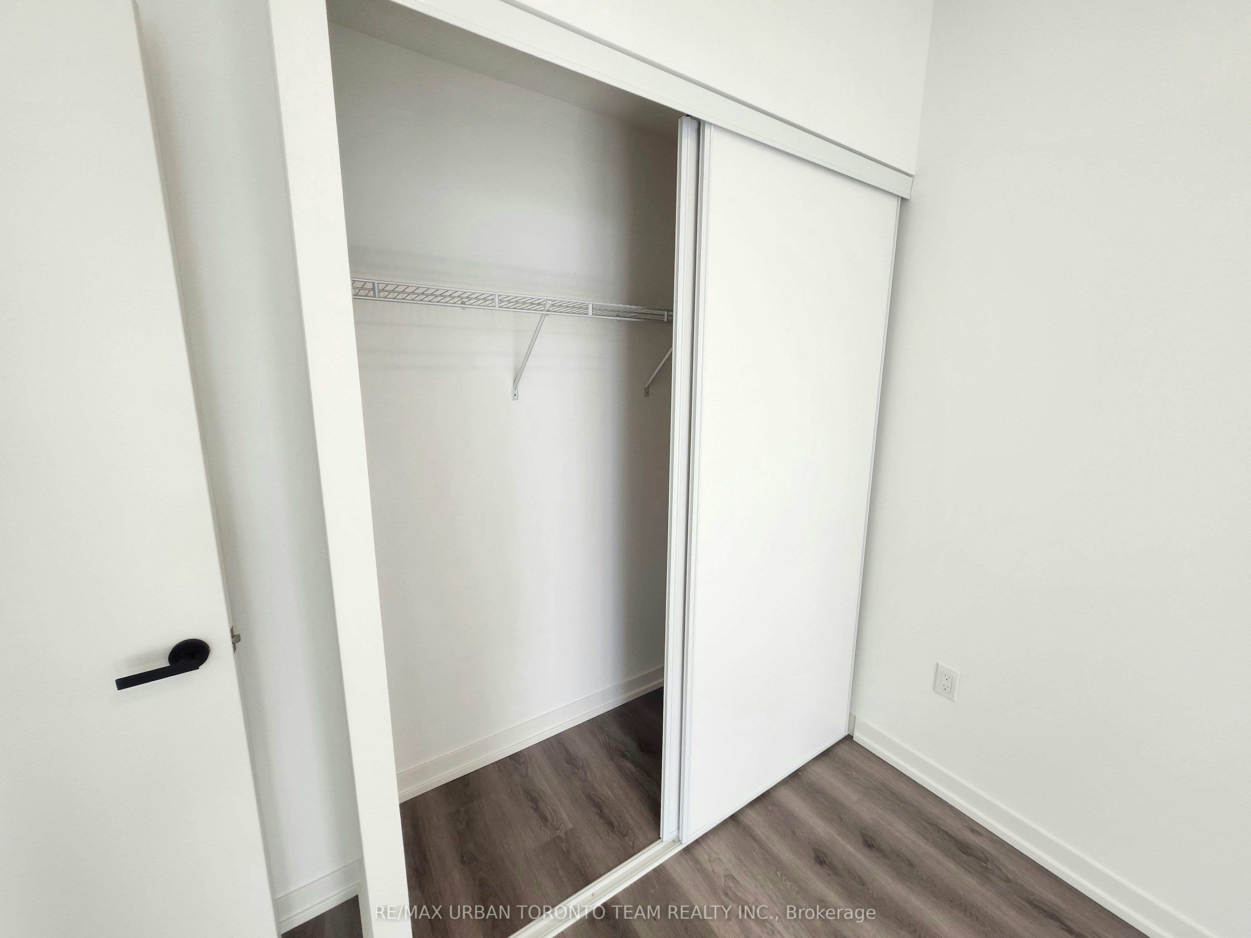 1215-28 Interchange Way, Vaughan, ON, L4K 0P8 - 6