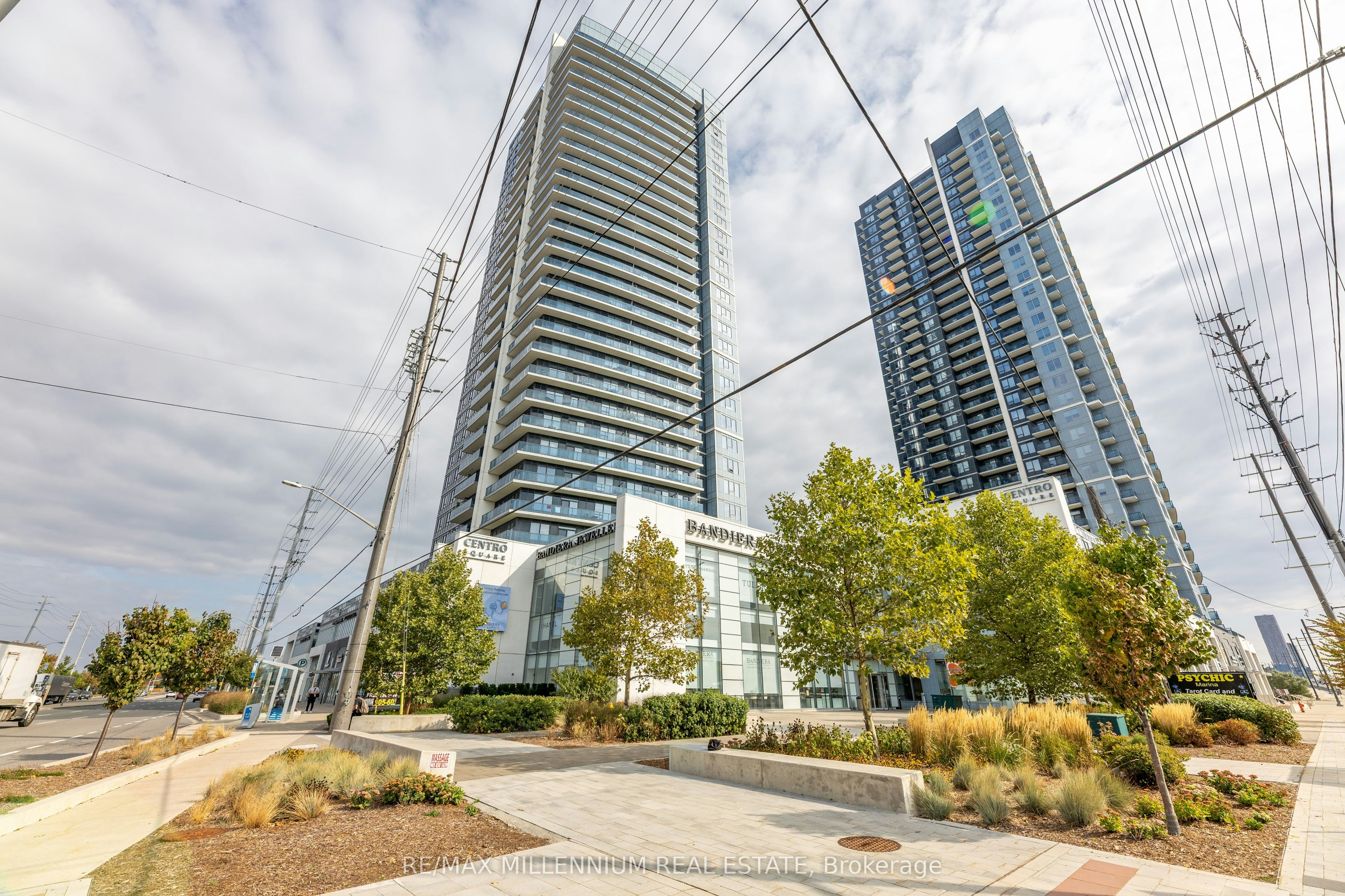 1401-3700 Highway 7 Parkway, Vaughan, ON, L4L 0G8