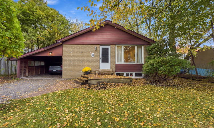 11 Davidson Road