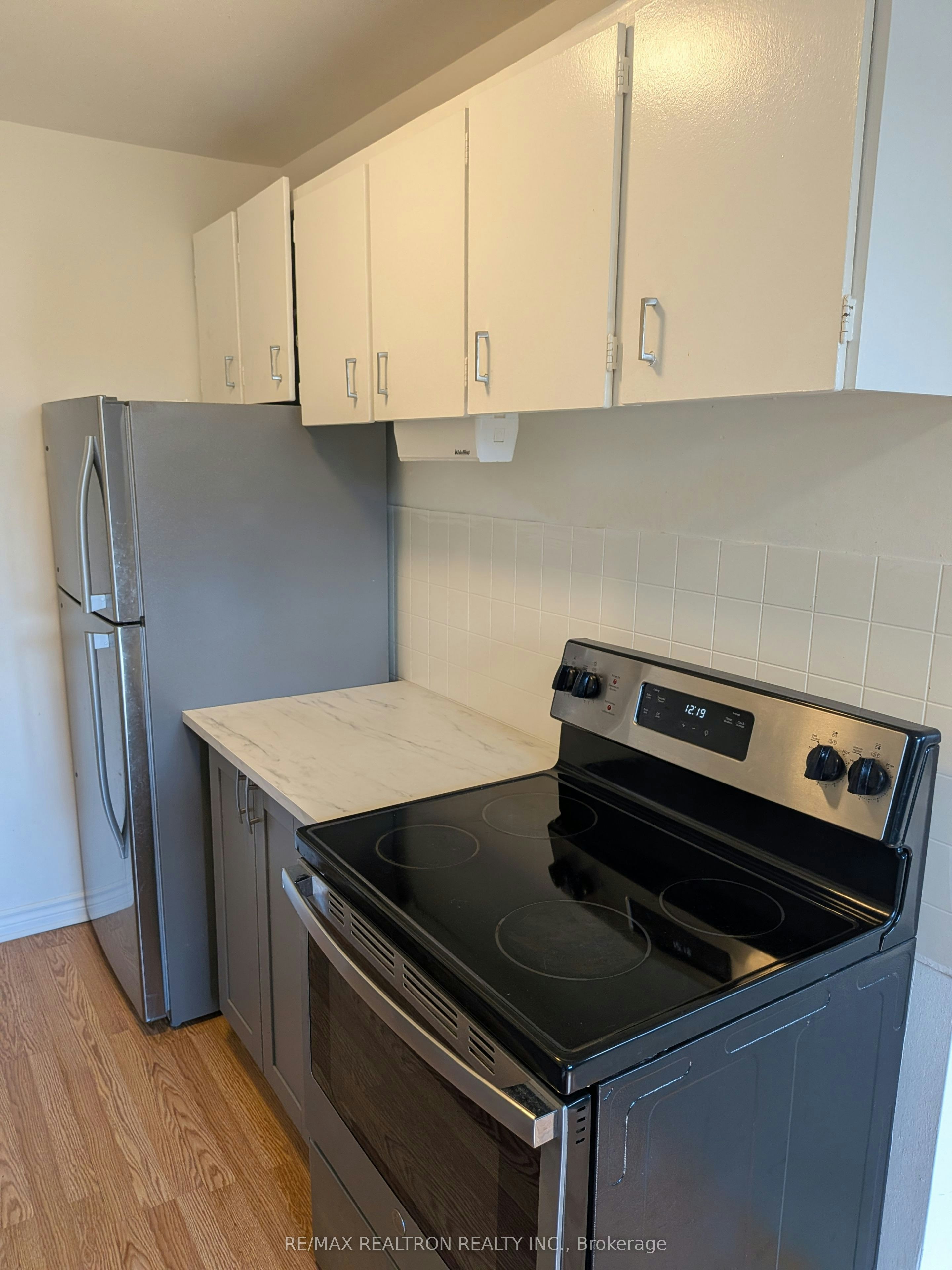 15-35 Huron Heights Drive, Newmarket, ON, L3Y 3J8 - 3