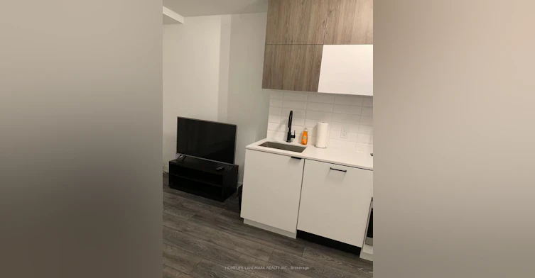 209-8888 Yonge Street, Richmond Hill, ON, L4C 6Z1 - 24