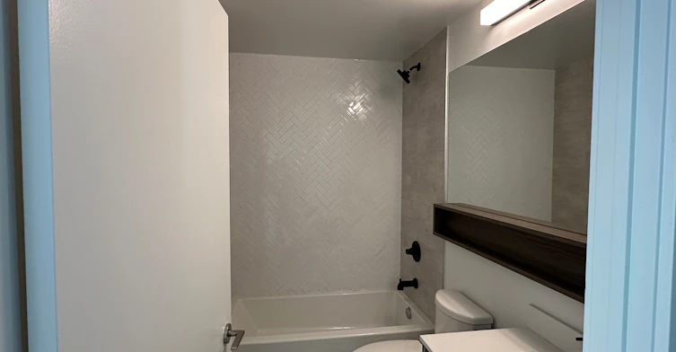 209-8888 Yonge Street, Richmond Hill, ON, L4C 6Z1 - 17