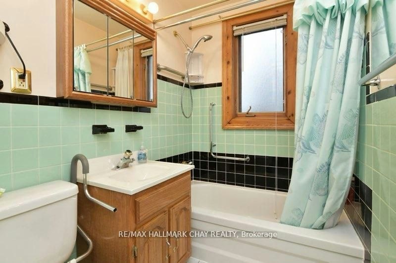 A-18 Elm Street, New Tecumseth, ON, L9R 1M8 - 4