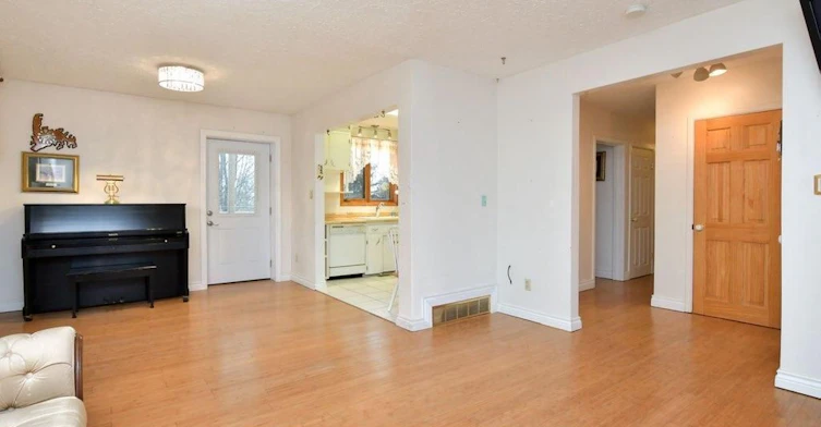 A-18 Elm Street, New Tecumseth, ON, L9R 1M8 - 3