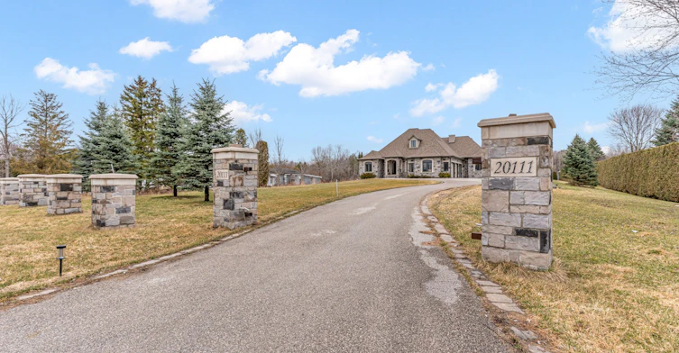Main-20111 Bathurst Street E, East Gwillimbury, ON, L9N 1N3 - 3