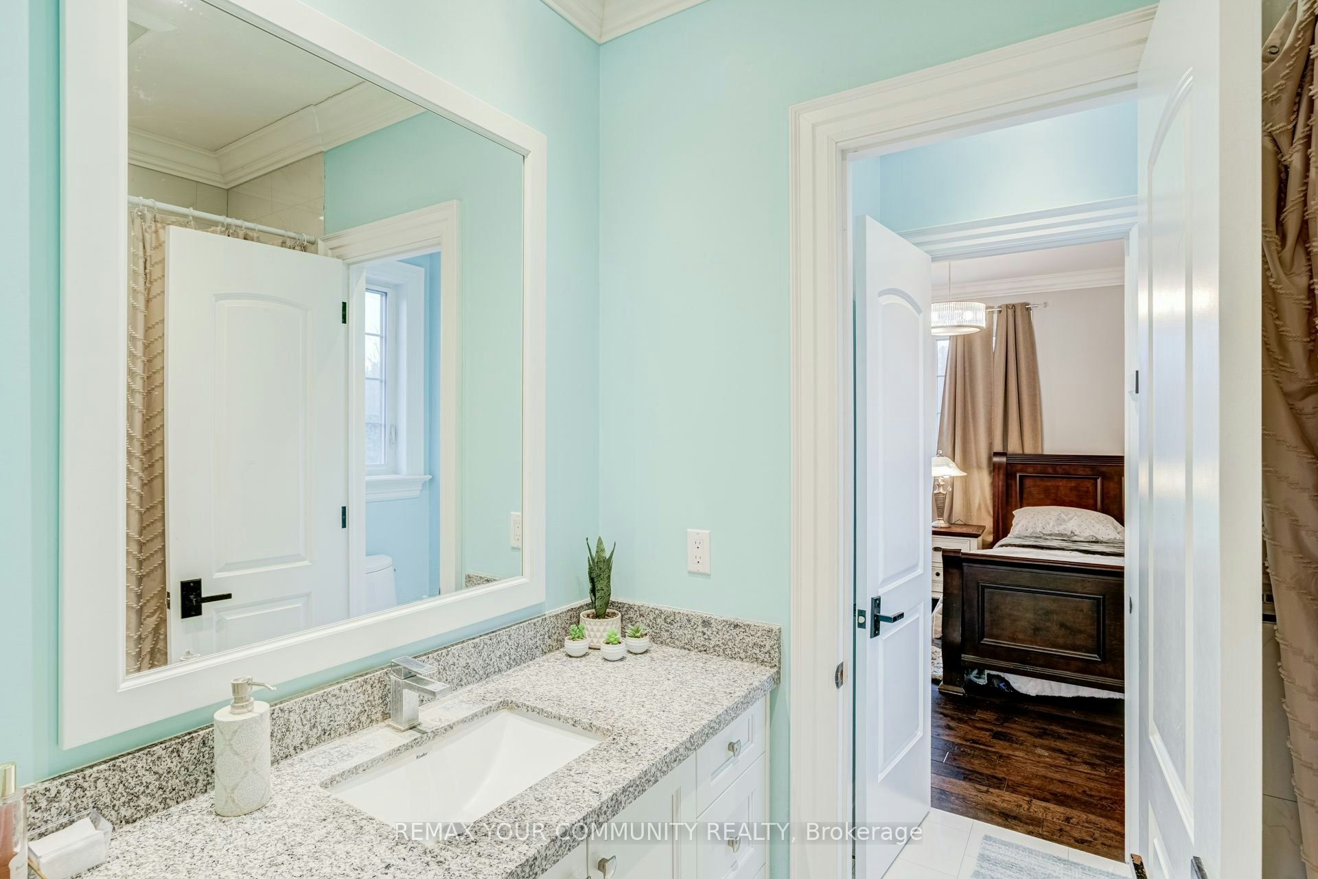 Main-20111 Bathurst Street E, East Gwillimbury, ON, L9N 1N3 - 31
