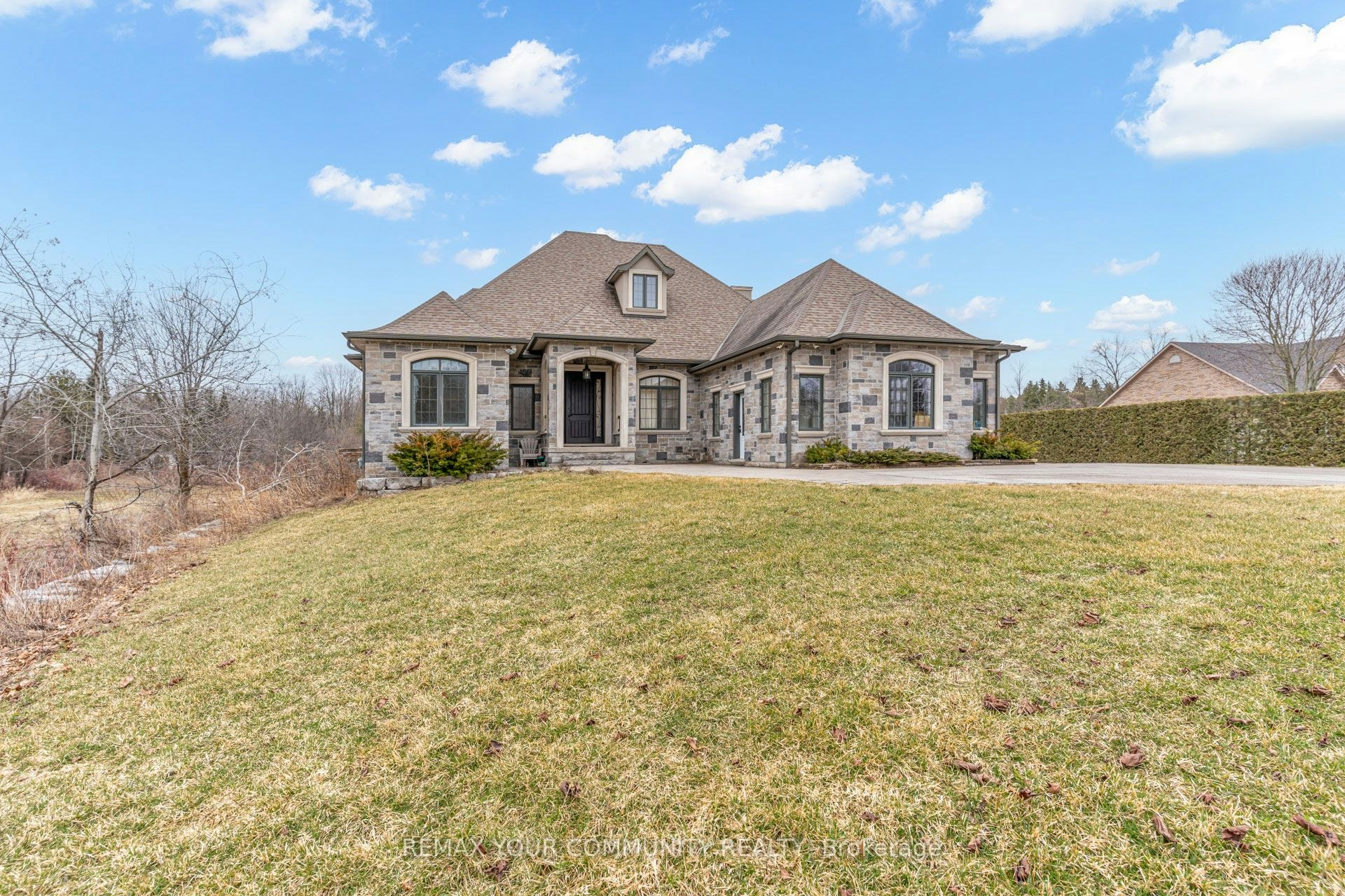 Main-20111 Bathurst Street E, East Gwillimbury, ON, L9N 1N3 - 4