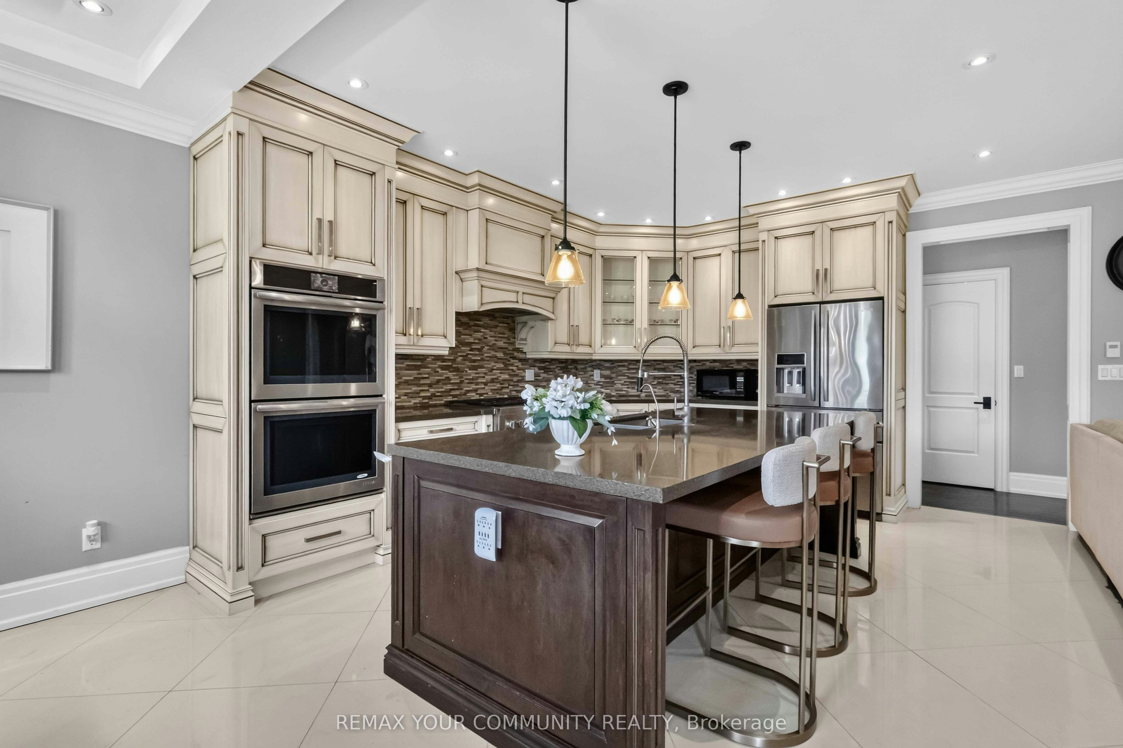 Main-20111 Bathurst Street E, East Gwillimbury, ON, L9N 1N3 - 14