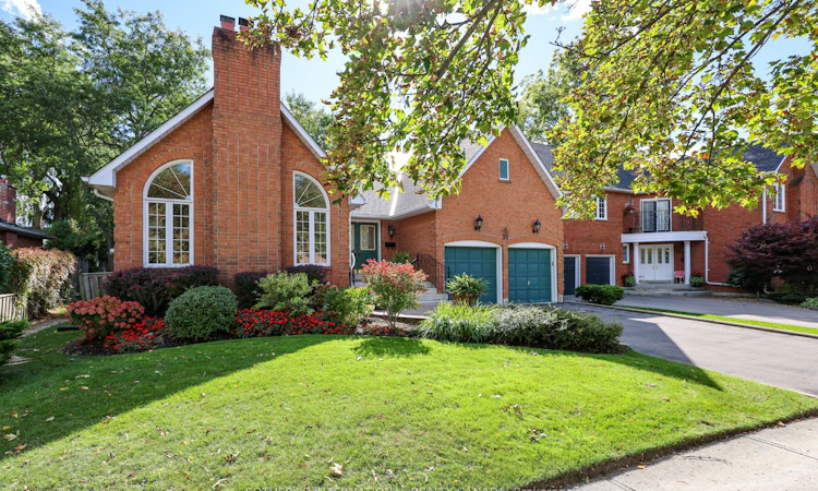 33 Captain Armstrong Lane