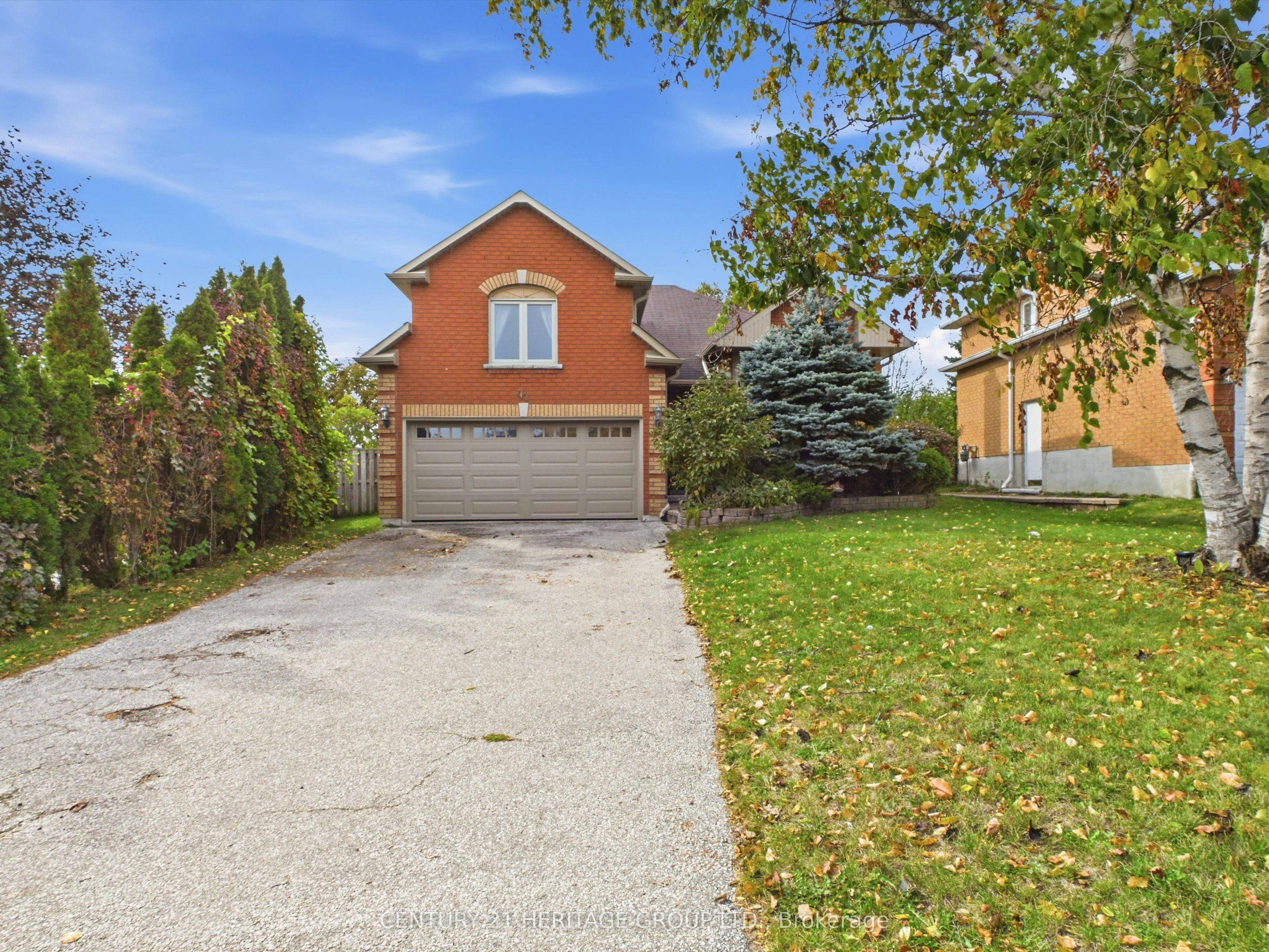 41 Mills Court, Bradford West Gwillimbury, ON, L3Z 2Y2