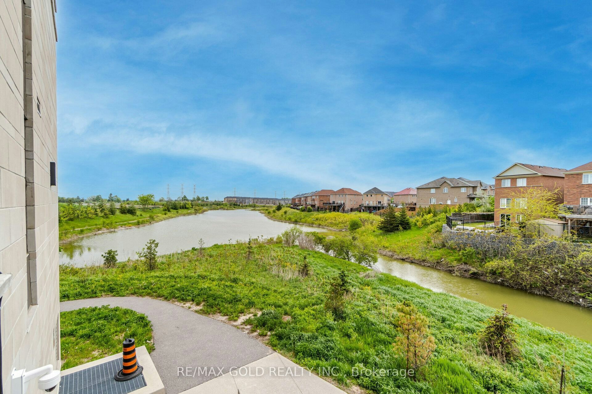 5-39 New Delhi Drive S, Markham, ON, L3S 0E1 - 2