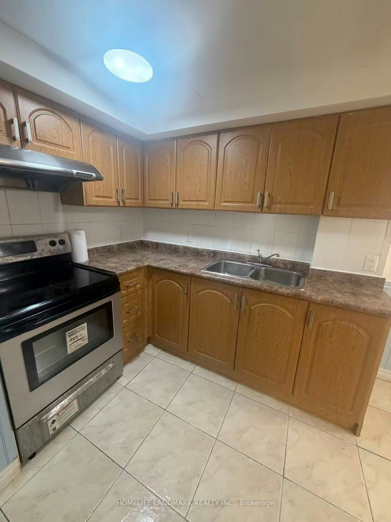 BSMT-8 Fullerton Crescent, Markham, ON, L3R 3G5 - 9