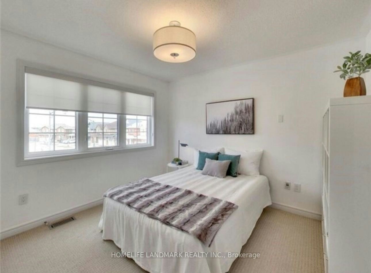 25 Overhold Crescent, Richmond Hill, ON, L4E 0L9 - 14