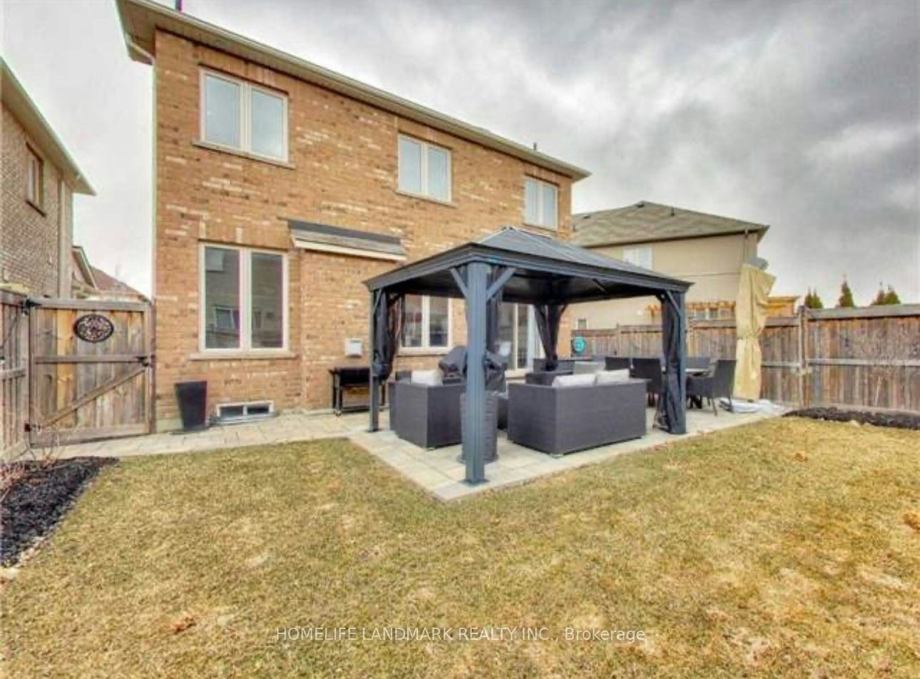 25 Overhold Crescent, Richmond Hill, ON, L4E 0L9 - 19