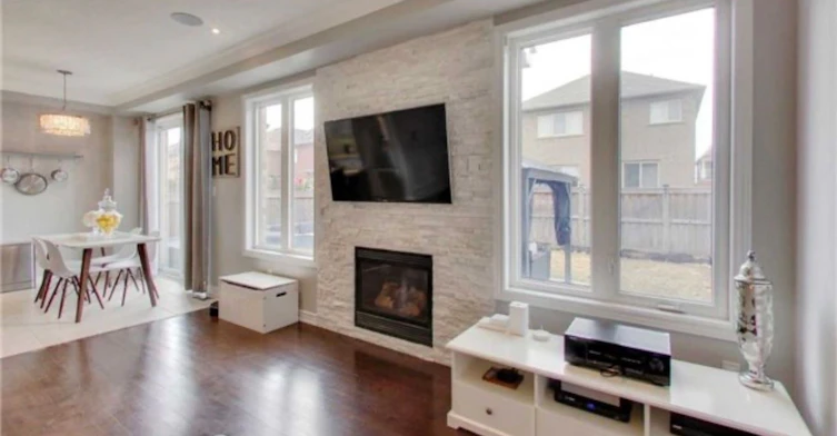 25 Overhold Crescent, Richmond Hill, ON, L4E 0L9 - 6