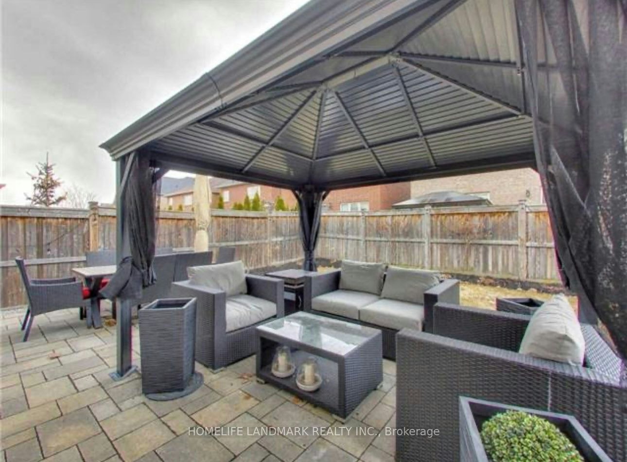 25 Overhold Crescent, Richmond Hill, ON, L4E 0L9 - 20