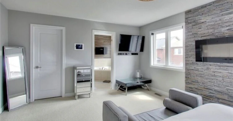 25 Overhold Crescent, Richmond Hill, ON, L4E 0L9 - 11
