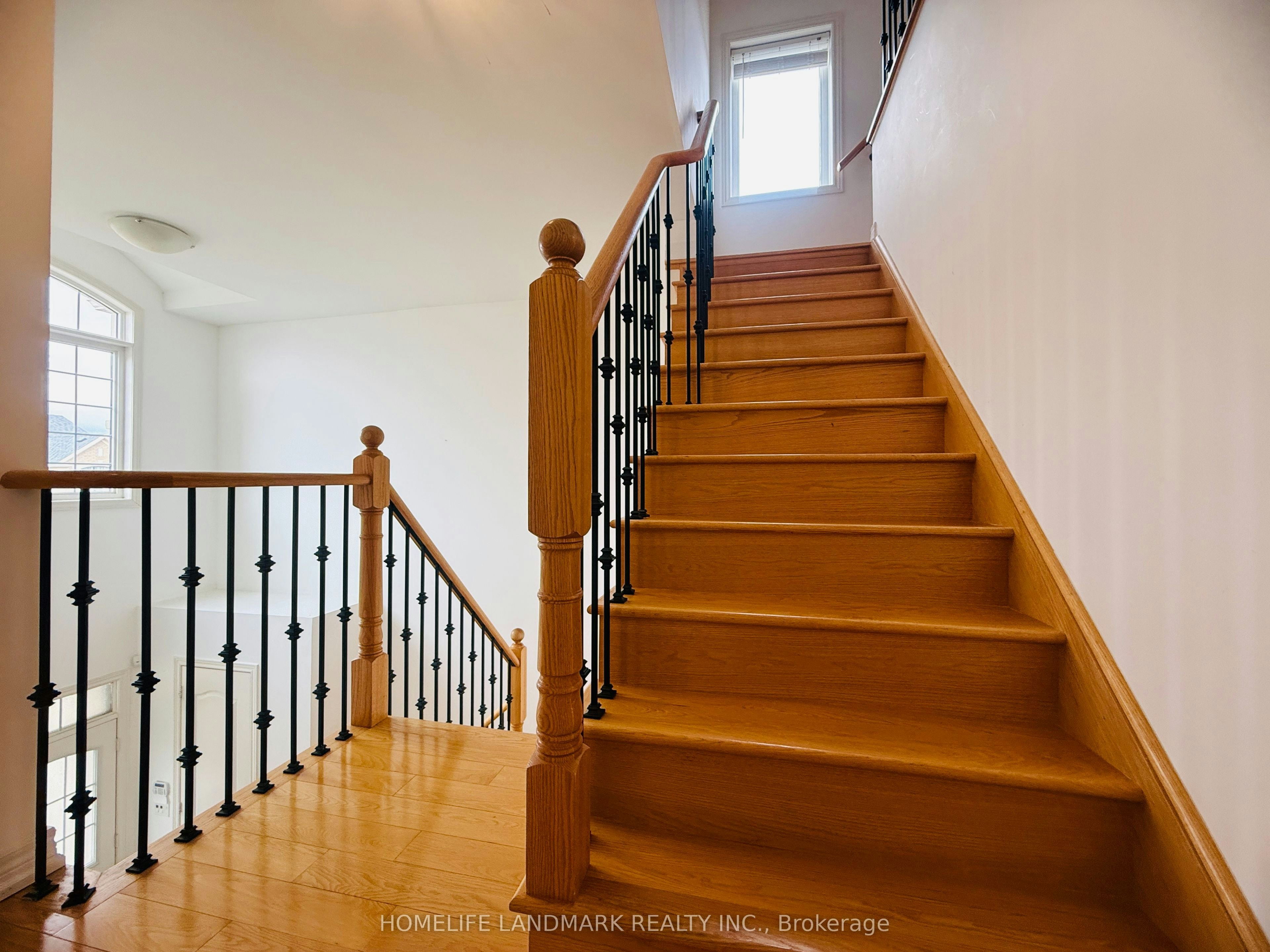 51 Cobb Street, Aurora, ON, L4G 0W7 - 34