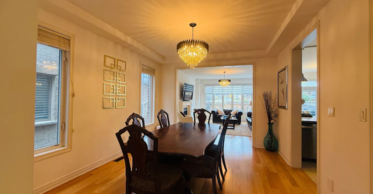 51 Cobb Street, Aurora, ON, L4G 0W7 - 6