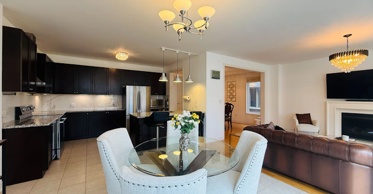 51 Cobb Street, Aurora, ON, L4G 0W7 - 17